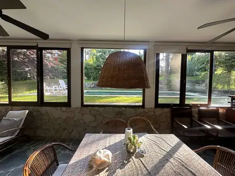 Casa en Alquiler de 4 dormitorios