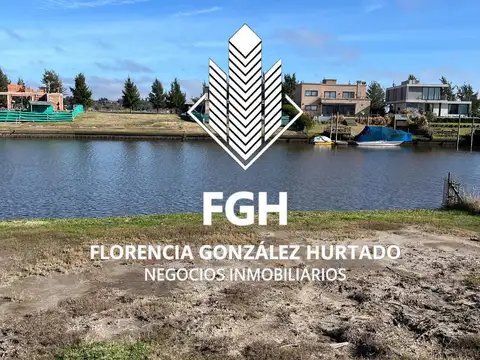 Terreno en venta al rio en Naudir