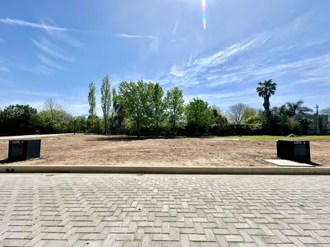 Lote en Barrio Cerrado en Venta en City Bell [Cod: ]