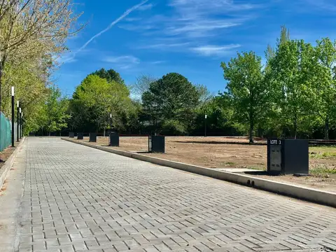 Lote en Barrio Cerrado en Venta en City Bell [Cod: ]