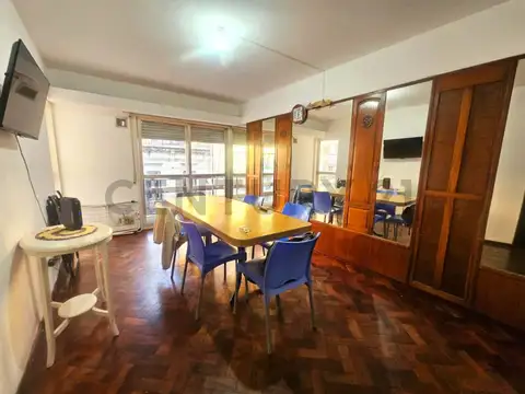 Venta Departamento 3 dormitorios y cochera en el centro de Rosario