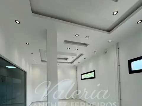 Local en venta Office Garden, Hudson con cochera 