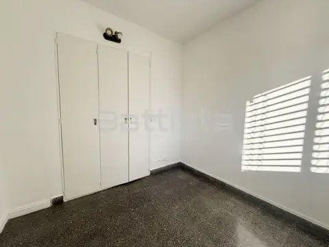 Departamento en Alquiler en Ramos Mejía, $ 360.000