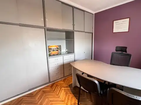 Oficina en Venta en Flores, USD 64.000