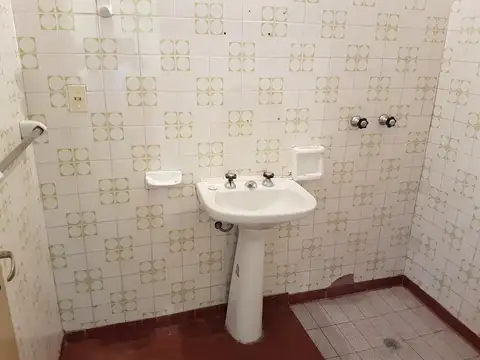 Casa en Alquiler 50 años