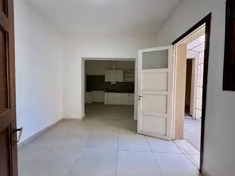 Casa en Alquiler con 1 cochera