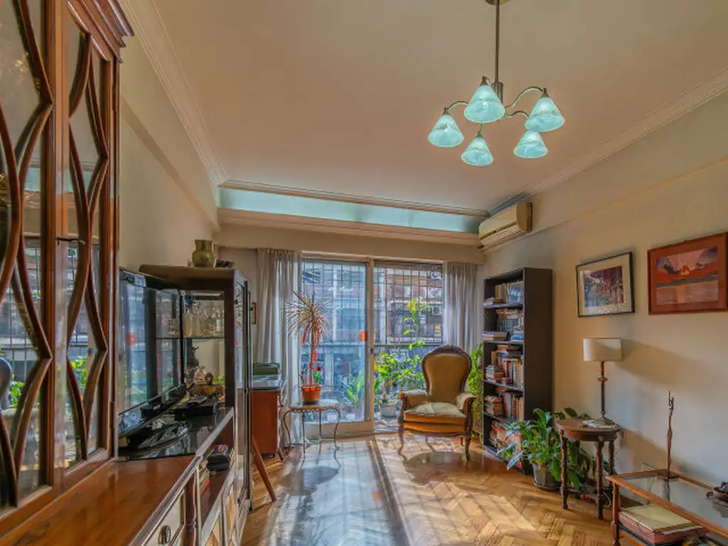 Rivadavia 3400 , Piso 1