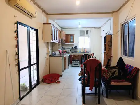 Depto Tipo Casa en Alquiler de 7 ambientes