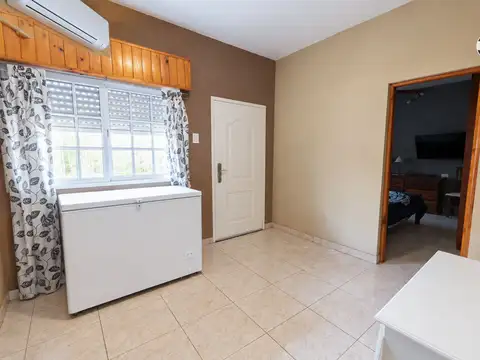 Casa 3 ambientes con 1 baño