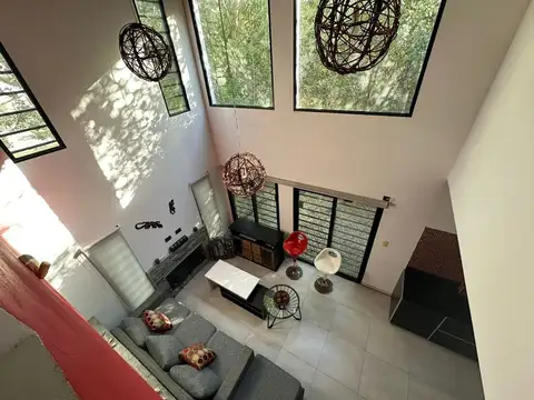 Casa 3 ambientes con 2 baños