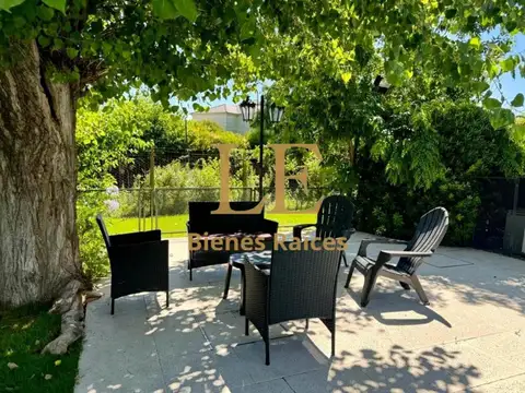 Casa 4 ambientes con 4 baños