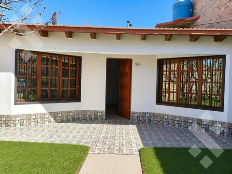 En Venta | Casa de 3 Dormitorios | Barrio Los Aromos | Plottier