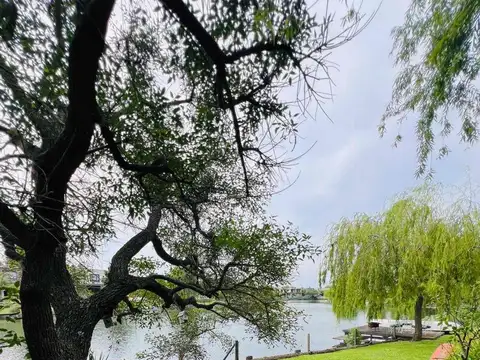 Av de los Lagos 5800