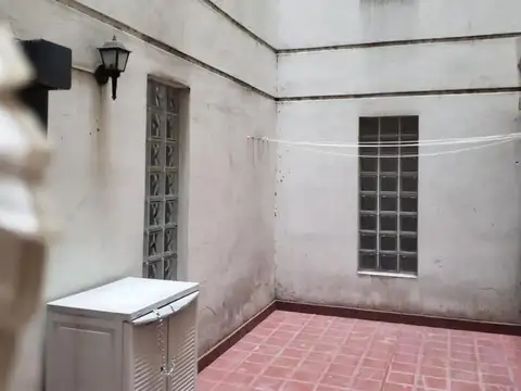 Crisólogo Larralde 2300, Piso 1