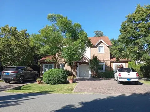 Casa en Venta de 5 dormitorios