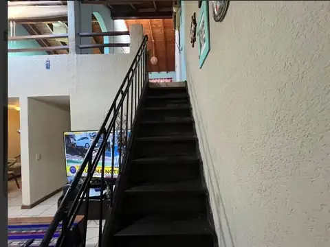 Depto Tipo Casa en Venta con 1 cocheras