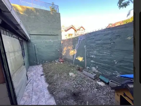 Depto Tipo Casa en Venta de 3 ambientes
