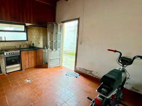 Depto Tipo Casa en Venta 42 años