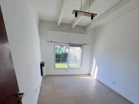 CASA EN ALQUILER - ROLDAN- TIERRA DE SUEÑOS 2 CON PILETA-