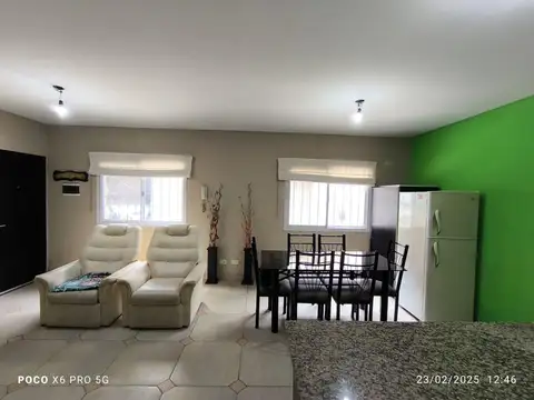 Casa 3 ambientes con 1 baño