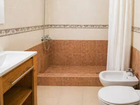 VENTA PH 4 AMBIENTES - SIN EXPENSAS  - ONCE
