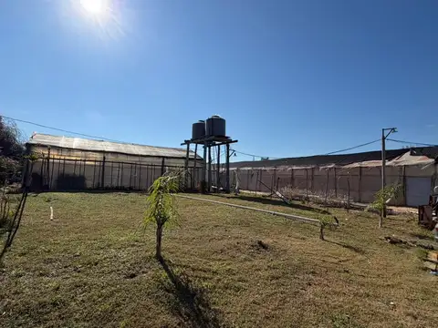 Casa en Venta con 4 cocheras