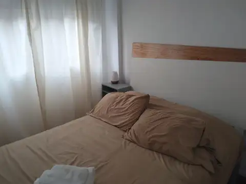 Departamento en alquiler temporal Tacuarí  800