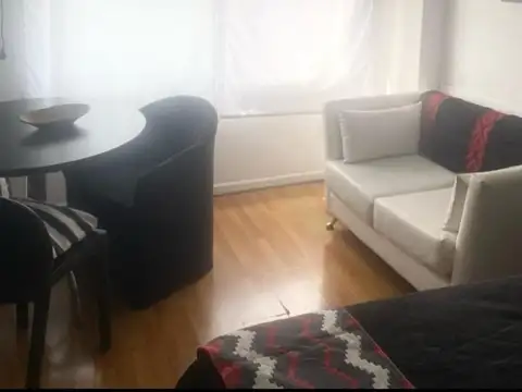 Departamento en Alquiler en Recoleta, $ 500.000