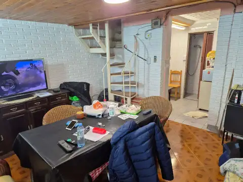 Depto Tipo Casa en Venta 66 años