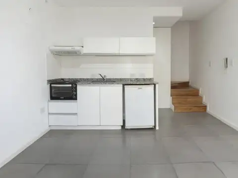 Depto Tipo Casa en Venta en Centro, USD 78.000