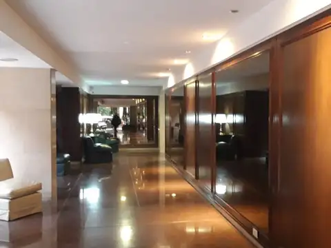 Av. Luis María Campos 1400, Piso 5