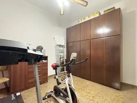 VILLA SARMIENTO VENTA CHALET 3-4 AMB A MTS GAONA