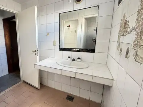 Depto Tipo Casa 3 ambientes con 2 baños