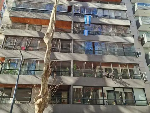 AMPLIO DEPARTAMENTO 4 AMBIENTES  EN EL BARRIO DE PALERMO