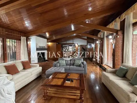 Casa en Venta en Castelar Norte, USD 480.000