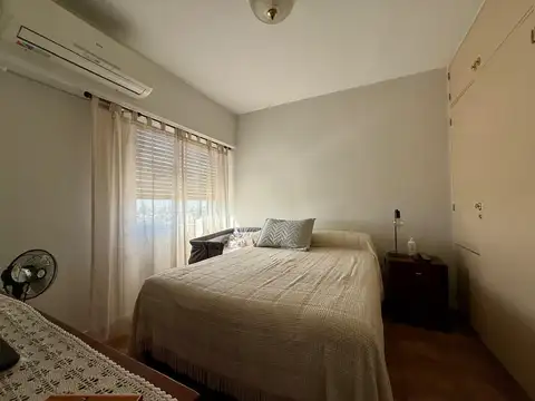 Impecable departamento 4 ambientes en alquiler, con posibilidad cochera. Ingreso febrero