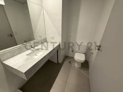 VENTA OFICINA AMPLIO MONOAMBIENTE EN RETIRO
