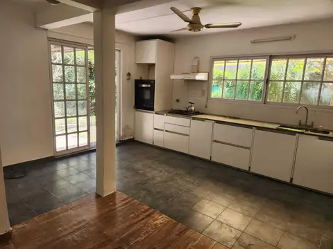 Casa 4 dormitorios en venta Gonnet