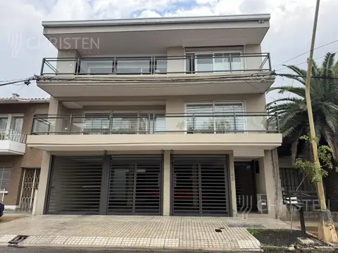 Alvear al 3700 con cochera