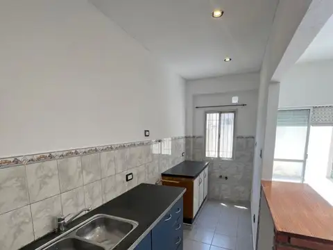 Av. Brigadier Juan Manuel de Rosas 2300