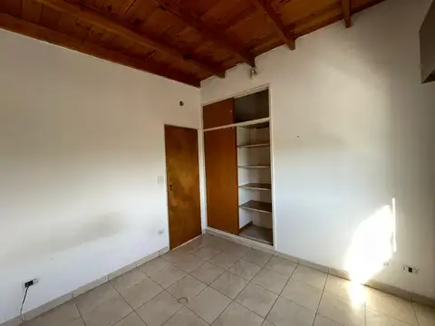 Departamento en Alquiler en El Palomar, $ 460.000