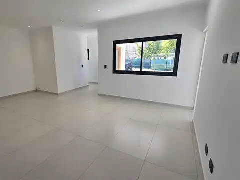 Casa 6 ambientes con 3 baños