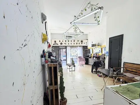 Local en Venta 30 años
