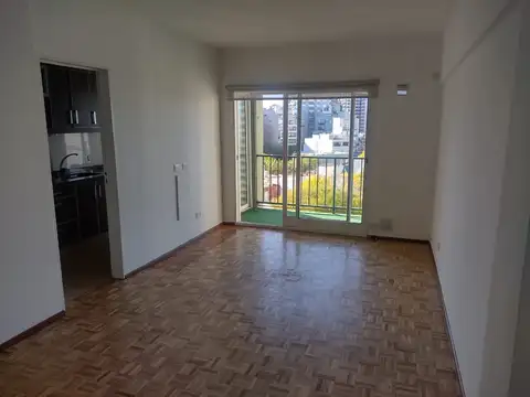 Departamento 2 ambientes al frente con balcon