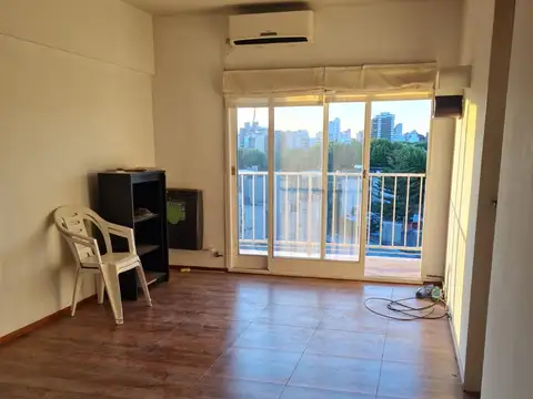 Avenida Comodoro Martín Rivadavia 1800, Piso 7