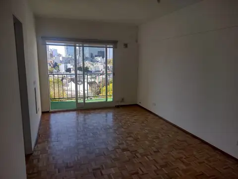 Avenida Comodoro Martín Rivadavia 1800, Piso 7