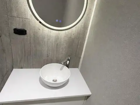 Oficina en Venta con 1 cochera