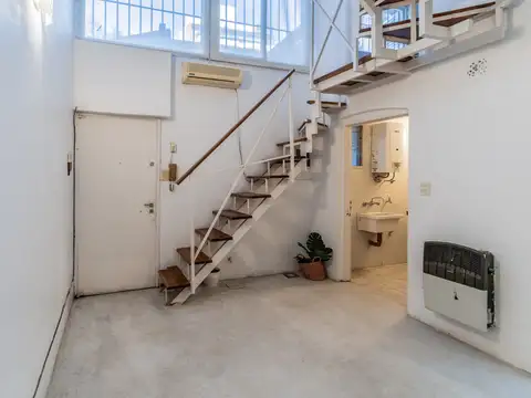 Depto Tipo Casa en Venta en Caballito, USD 129.000