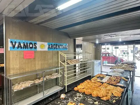Local en Venta 30 años
