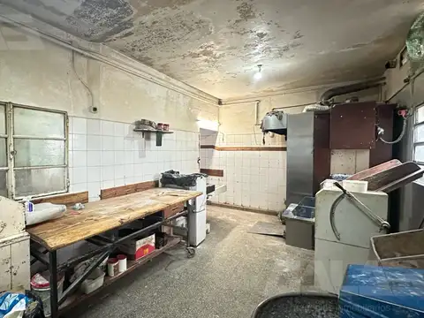 Local en Venta 30 años